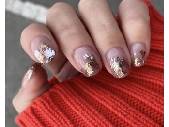 ネイルズ バイ マイ(NAILS BY MAI)/メタルゴールド×シルバー