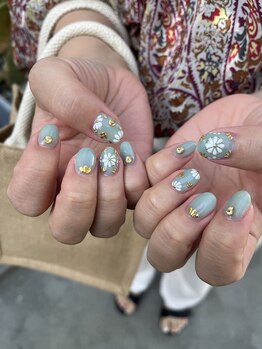 アールエム(Rm)/８月♪ネイル