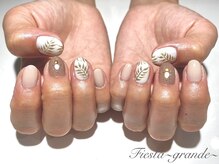 フィエスタ(fiesta grande)/ボタニカルネイル
