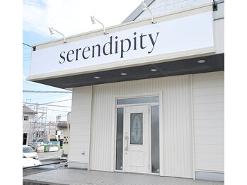 セレンディピティー(Serendipity)/【外観】