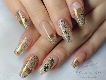 マニエ(Manie)の写真/深爪、ちび爪など自爪にコンプレックスのある方必見!すらっと美フォルムで自信をもってネイルを楽しめる♪