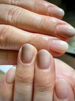 アンジェリーク ネイル(angelique nail)の写真/シンプルだけど魅かれる艶ネイル♪ハイセンス×高技術×高い提案力で自分至上最高に美しく上質な仕上がりに
