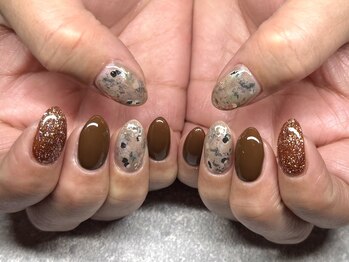 HAND:定額8250円コース