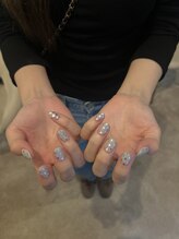 ワンカラーピンクドットネイル