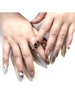 モンシャブラン(Mon Chat Blanc)/お客様ネイル☆