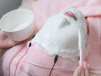 イナファーの写真/年齢を重ねるごとに深くなる肌の緩み,毛穴をエンビロンAHAトリートメントで解決♪ハリUP&毛穴レスな肌へ◎