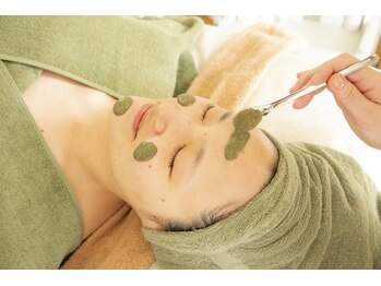 エクリュ 美顔 痩身専門サロン(ecru)