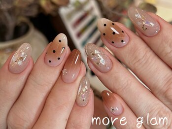 モアグラム 銀座店(More Glam)/ブラウン