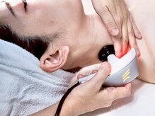 深部温熱×EMSで、たるみを引き上げ即実感リフトアップ小顔