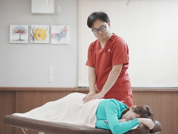 いまがわ整骨院 鍼灸院の写真/国家資格保有者の本格施術◇痛みの改善から予防まで。あなたの健康な未来を支えるサポートをします！