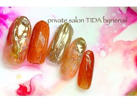 TIDA Collection