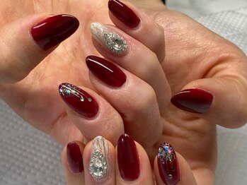 アイラッシュアンドネイル ブルーミン(Bloomin)の写真/可愛いネイルからCOOLなファッションにおすすめのモード系も◎持ち込みデザインOK！指先まで可愛く♪