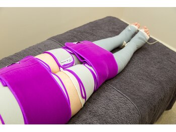 エステティック アントワネット/全身の歪みと生体電流をケア