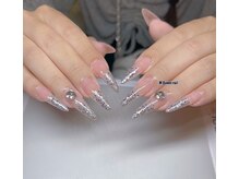 エムクイン(M.Queen)/お手元から華やかに