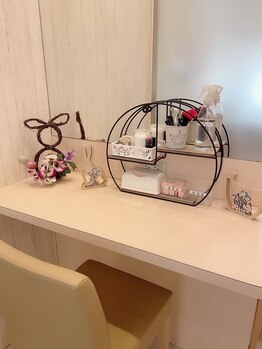 ココルアナ(COCO LUANA)/メイクベースドレッサーご用意