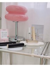 ユーアイ/サロン内装・韓国インテリア