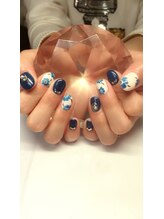 リリアーナ(Liliana)/お花ネイル