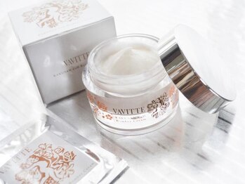 アクアンフィニィ(aquanfini)/こだわりのお化粧品