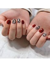 ブラン(blanc)/アニマル柄ネイル