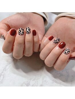 ブラン(blanc)/アニマル柄ネイル