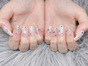 ドーリーガール(Dolly Girl)/