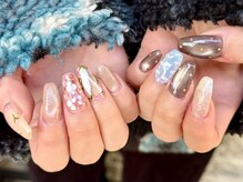 ハズグラスネイル(Haze Grass nail)/手書きお花