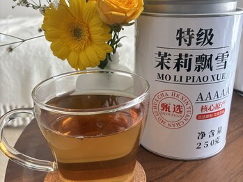 ナースのロミリンパ/香りの深呼吸。ドリンクサービス