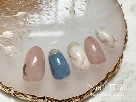 くすみカラーの大理石ネイル