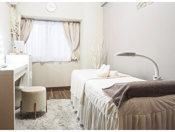 エミナル(eminal)/サロン店内/毛穴/梅田