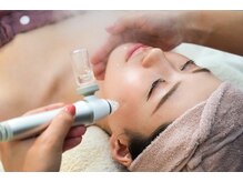 エイル ビューティ ホヌ(EIL beauty Honu)の雰囲気（ハイドラフェイシャルで毛穴ケア♪）