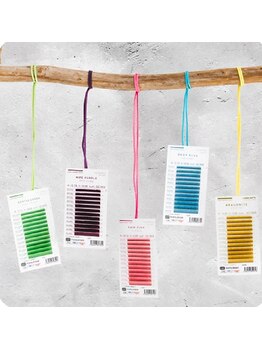 ラ ボーテ ド シル(La beaute de cil)/極柔カラーまつエクつけ放題