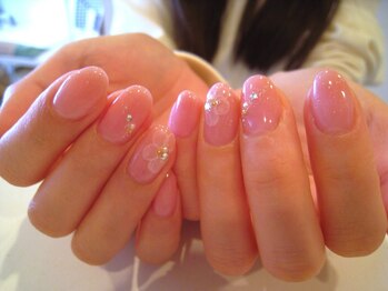 アロアロネイル(aloalo nail)/人気の水彩たらし込み白フラワー