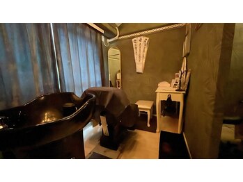 サロン ド オージャス(salon de ojas)/ヘッドスパ、ドレッサールーム