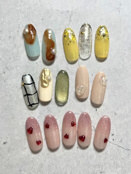 ティアラ(TIARA)の写真/≪指名料込7700円≫最旬定額ネイルはハンド&フットをお揃いで！飽きる事なく毎月ネイルが楽しめる♪