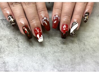 ケーエヌ(KN)/バレンタインネイル