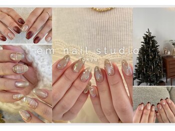 エム ネイルスタジオ(em)