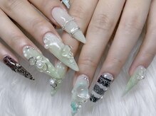 戸部担当★Y2K個性派デザイン