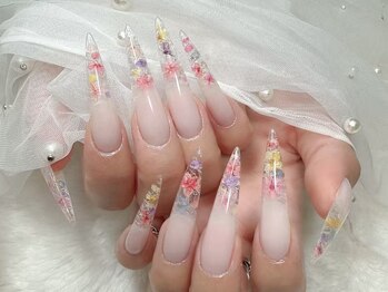 モジョネイルサロン 横浜店(Mojo Nailsalon)の写真/トレンド感ある手書きアートや個性的なデザイン!夏らしい透明感で旬を楽しもう♪