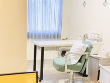 ヘアアンドネイル ベリーズ(Hair&Nail BERRIES)の雰囲気（落ち着いた空間で、指先も心もリラックス）