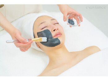 トータルスキンケア 美容ルーム(美容Room)の写真/◆最新美容Exuviance◆40代以上の大人女性に◎リブランディングし、更にパワーUP☆年齢に伴うお悩みにも♪