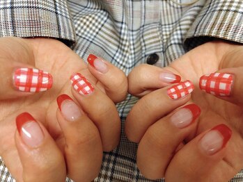 キキネイル 二子玉川(kikinail)/ギンガムチェックネイル 夏