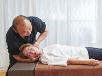 サロン ケー(Salon K)の写真/【首肩こり・腰痛・頭痛に！全身整体ストレッチ】靭帯と腱を本来あるべき場所に戻し、辛さを緩和します◎