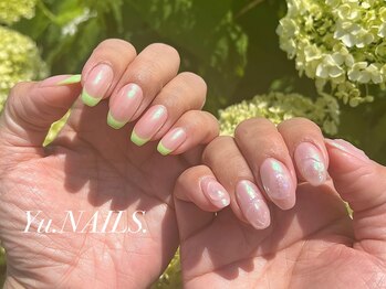 ユーネイルズ 恵比寿(Yu.NAILS.)/オーロラフレンチ&クリアネイル