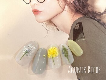 アグニークリッシェ(Agunik Riche)/【たんぽぽネイル】