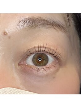 エイティスト(8ist)/パリジェンヌ[新宿/新宿駅]