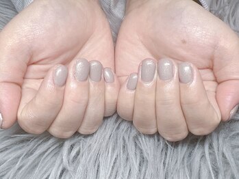 ドーリーガール(Dolly Girl)/