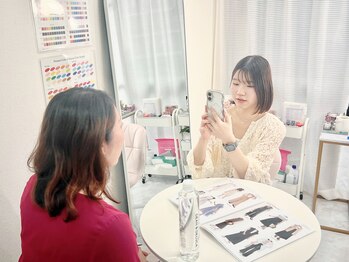 ティーティールーム(TT room)/顔タイプ診断の様子
