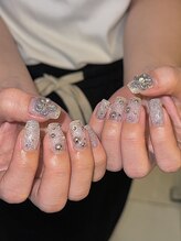 ネイルズ バイ マイ(NAILS BY MAI)/ギラギラシルバーアート