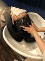 ひつじのフェルメー 札幌大通店 空いた時間でカナさんと技術研修してます◎