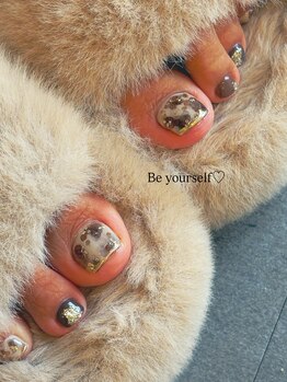 ビーユアセルフ(Be yourself)/持ち込みフットネイル